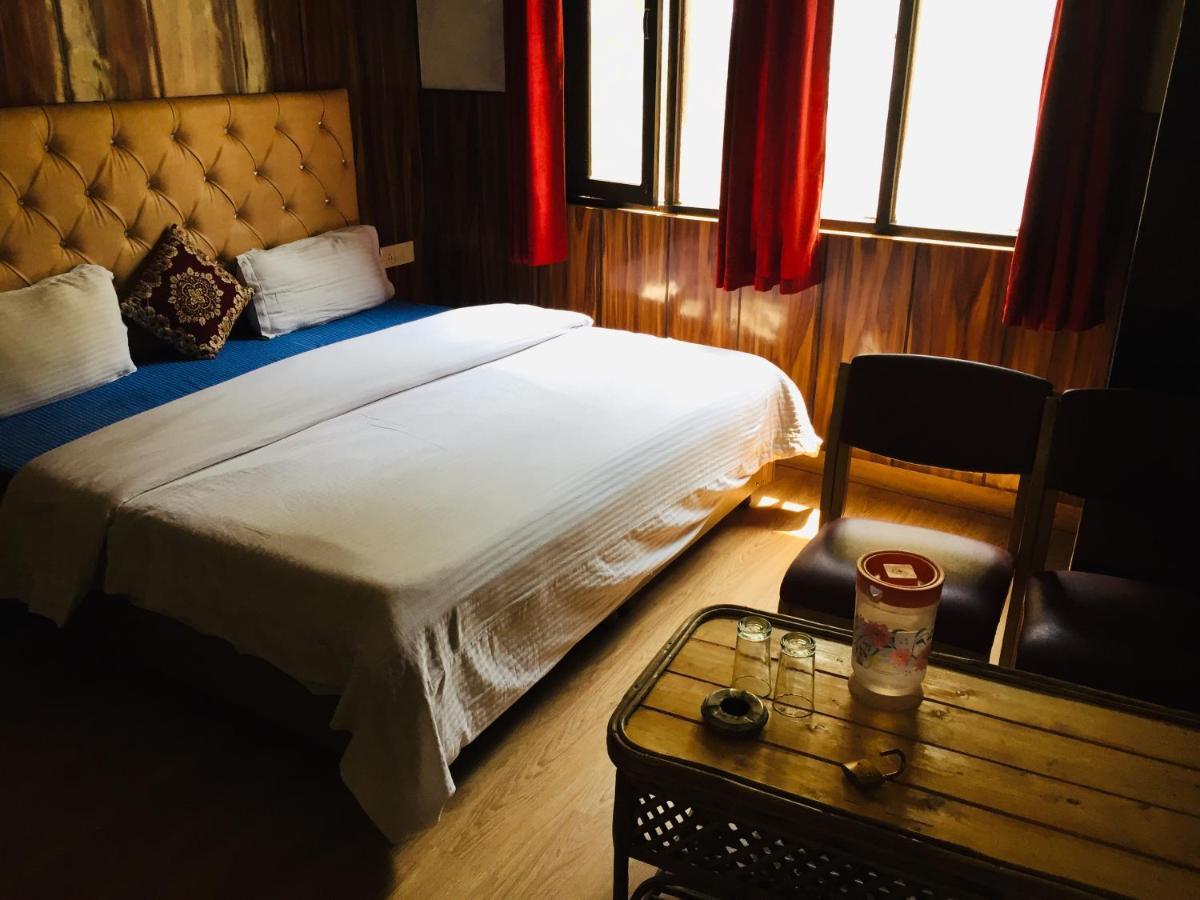 Hotel Prem G, Масурі Екстер'єр фото