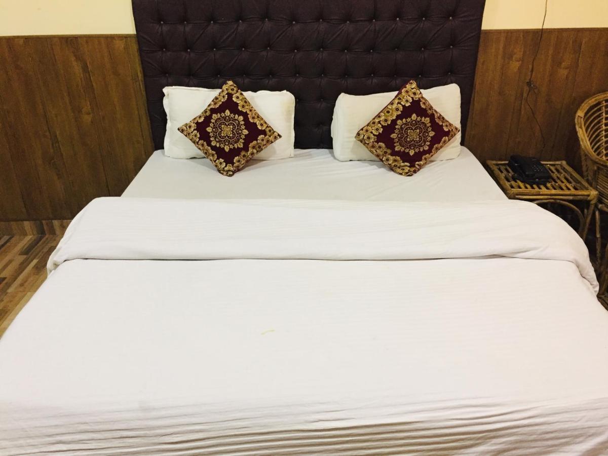 Hotel Prem G, Масурі Екстер'єр фото