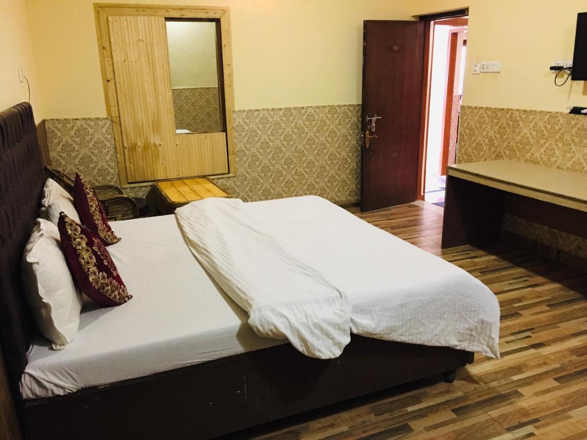 Hotel Prem G, Масурі Екстер'єр фото