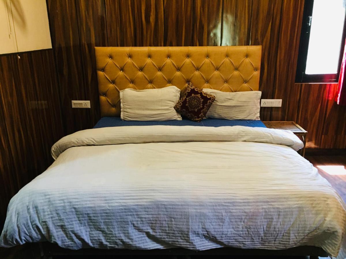 Hotel Prem G, Масурі Екстер'єр фото