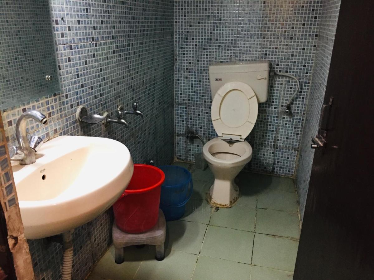 Hotel Prem G, Масурі Екстер'єр фото