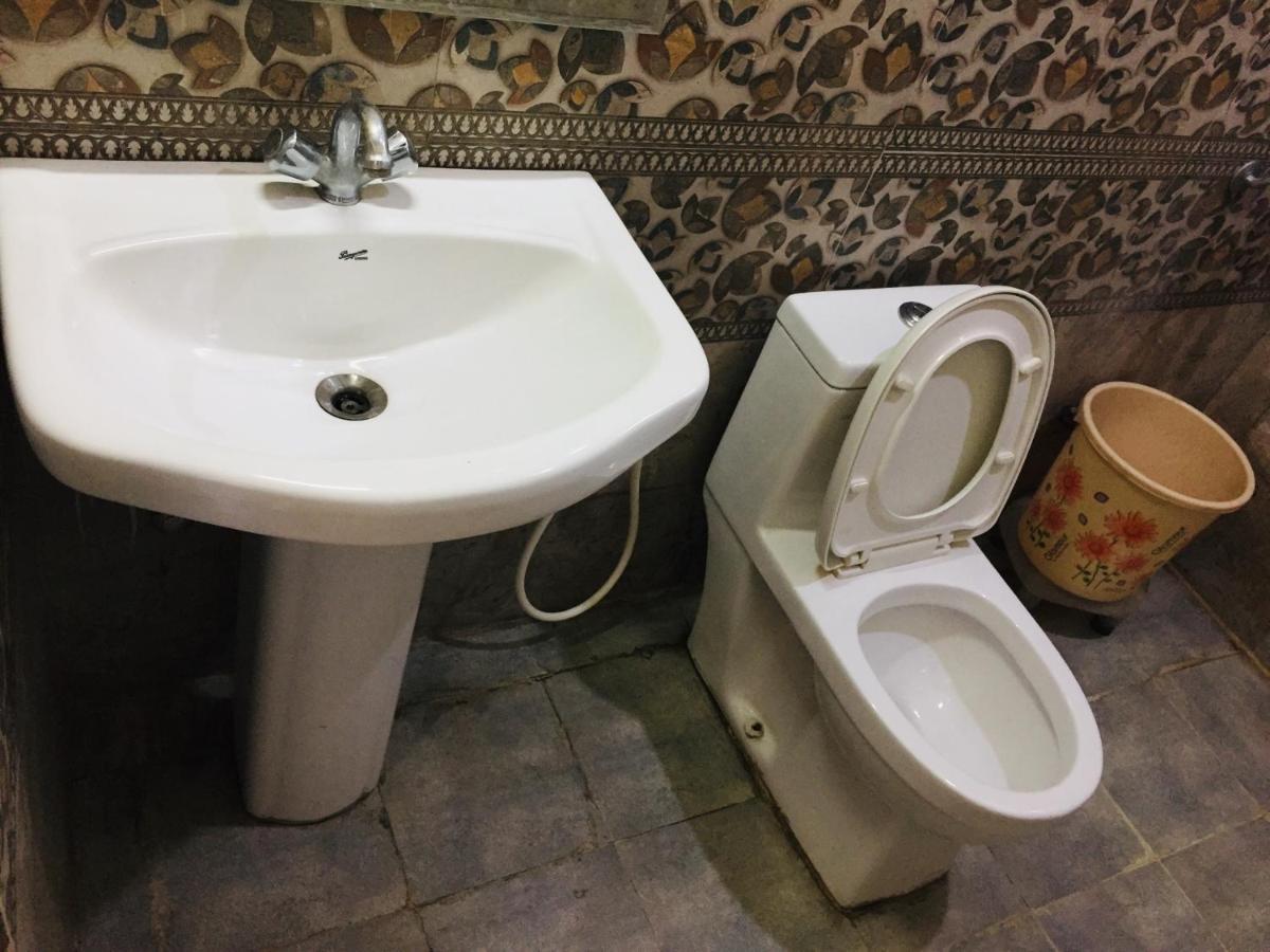Hotel Prem G, Масурі Екстер'єр фото