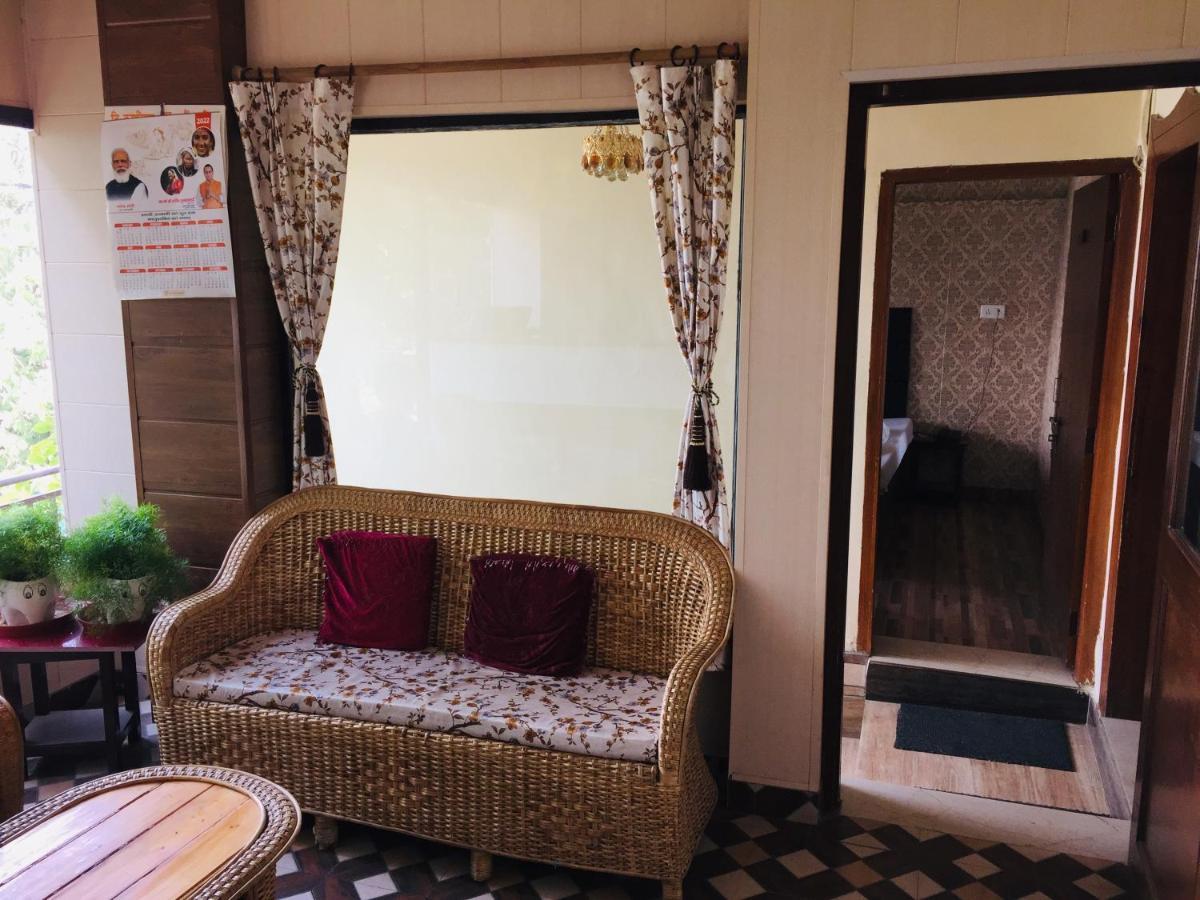 Hotel Prem G, Масурі Екстер'єр фото